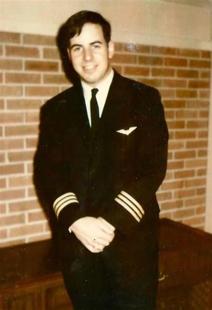 Photo of young Frank Abagnale Jr in the 60s the real Check from