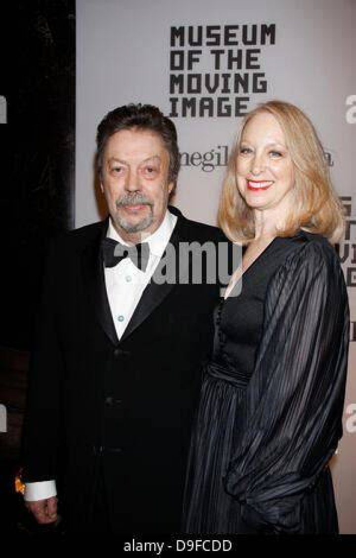 Photo Tim Curry and Marcia Hurwitz arrive at the AFI Lifetime