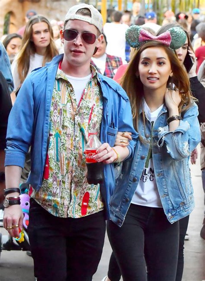 Pic! Brenda Song Makes Appearance after Pregnancy Report