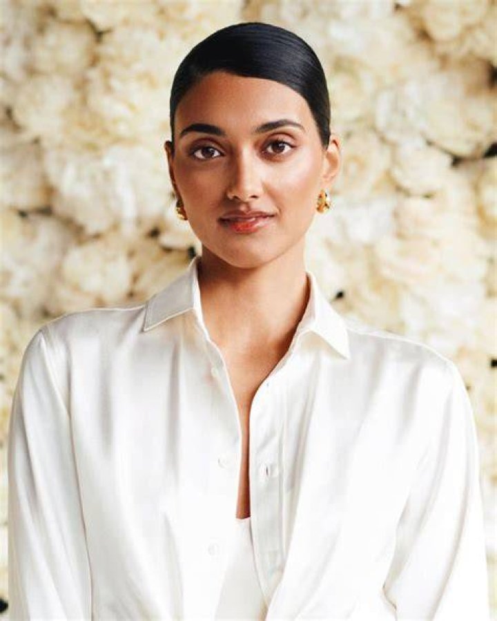 Picture of Neelam Gill