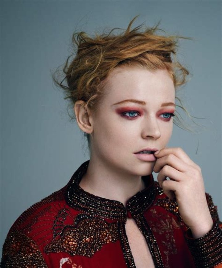 Picture of Sarah Snook