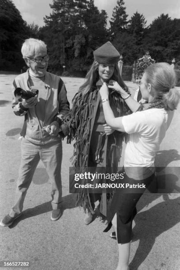 Pictures of Louise Robey