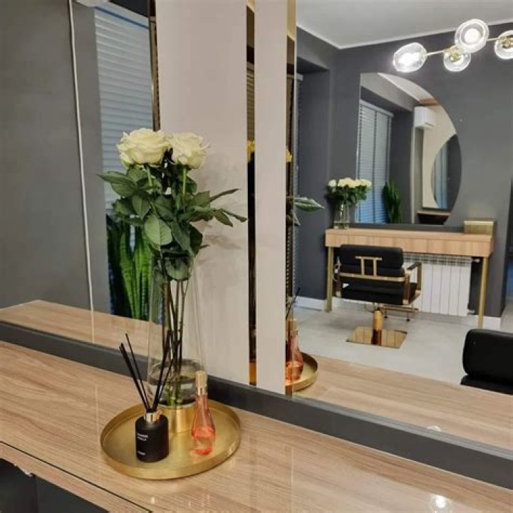 Pielęgnacja st&oacute;p Salon kosmetyczno fryzjerski BEA