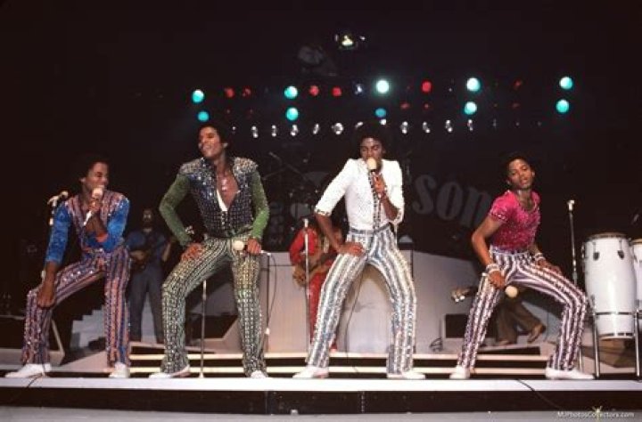 Pin by Olia Haynes on Thriller Michael jackson, Diana ross, Jackson