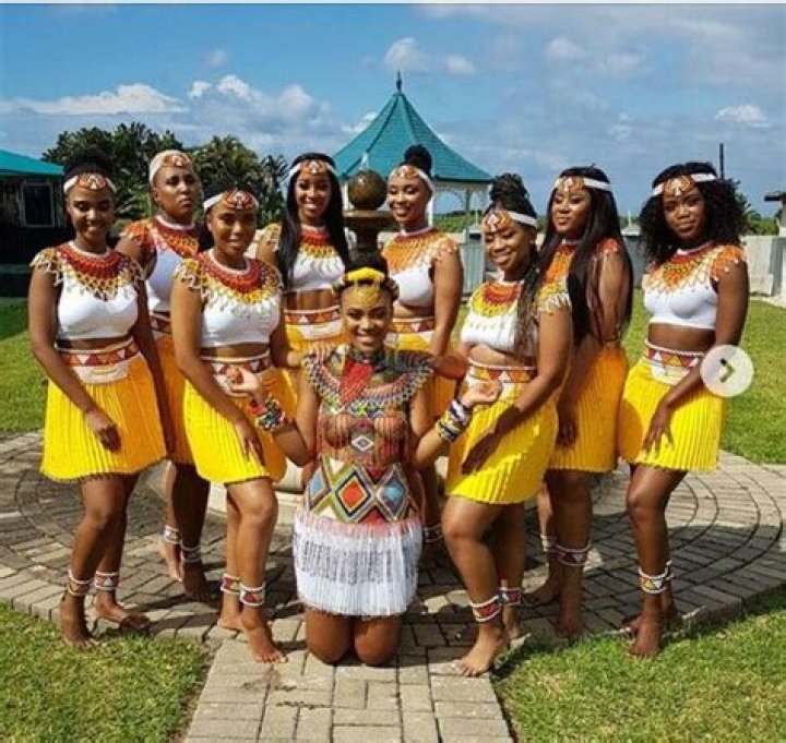Pin by Sanele on zulu quote African proverb, Quotes, Proverbs