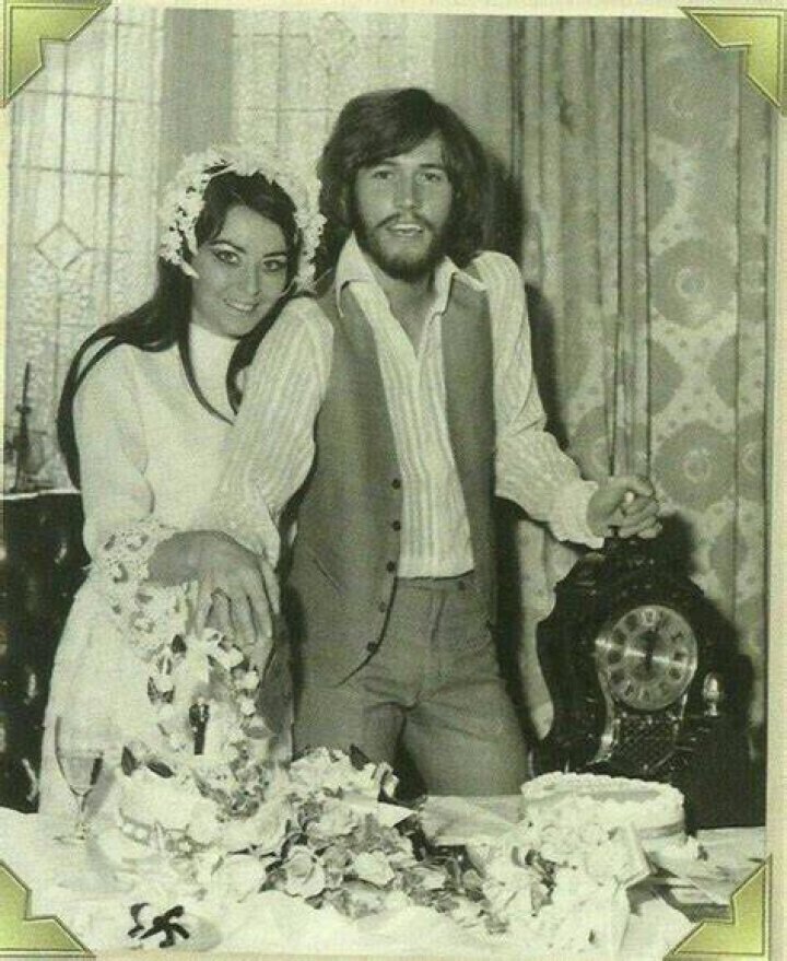 Pin on Barry and Linda Gibb