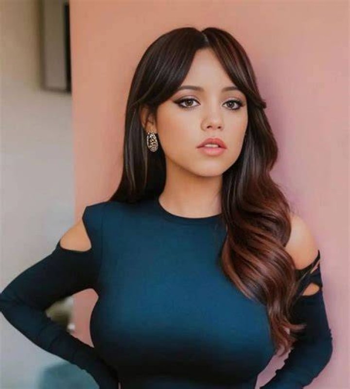 Pin on Jenna Ortega