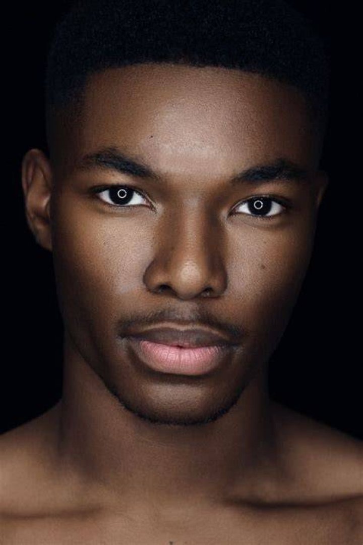 Pin on Les Beaux Hommes