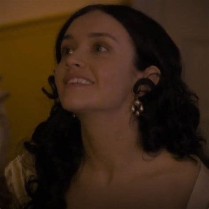 Pin on Olivia Cooke