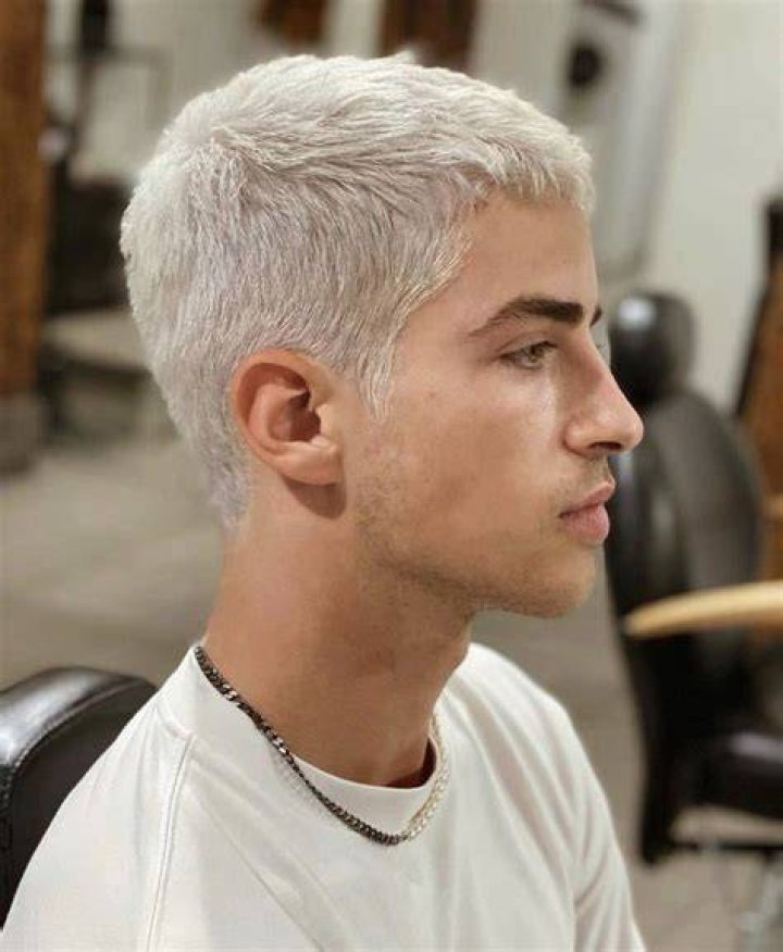 Platinum Blonde Hair Men, Blonde Hair Boy, Blonde Dye, Bleach Blonde