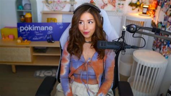 POKIMANE NUDES LEAKED! OMG Twitch Nude Videos and Highlights