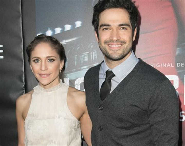 Poncho Herrera anuncia que se separ&oacute; de su esposa Diana V&aacute;zquez