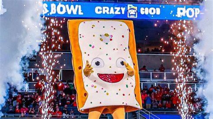 PopTarts Bowl Mascot Delights CFB Fans, Generates Endless Memes After