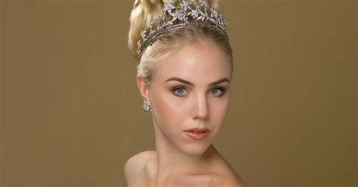 Portraits royaux de la princesse Maria Carolina de BourbonSiciles pour