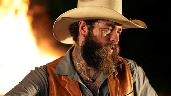 Post Malone se afastou de bar australiano por causa de suas tatuagens
