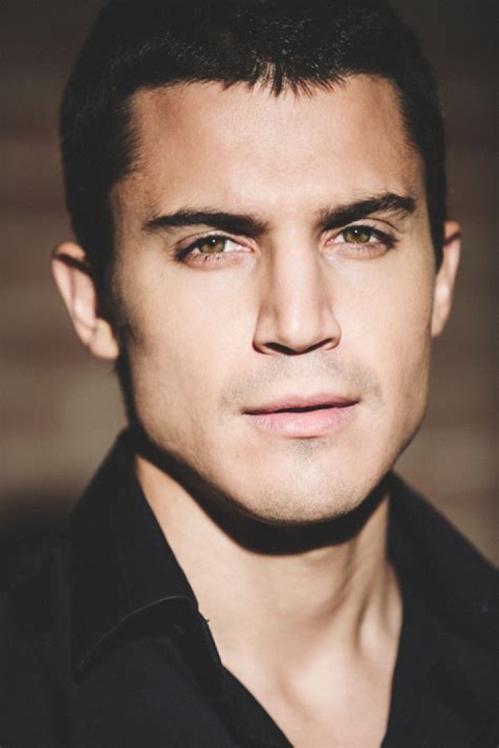 Poze Alex Gonzalez Actor Poza 21 din 35 CineMagia.ro