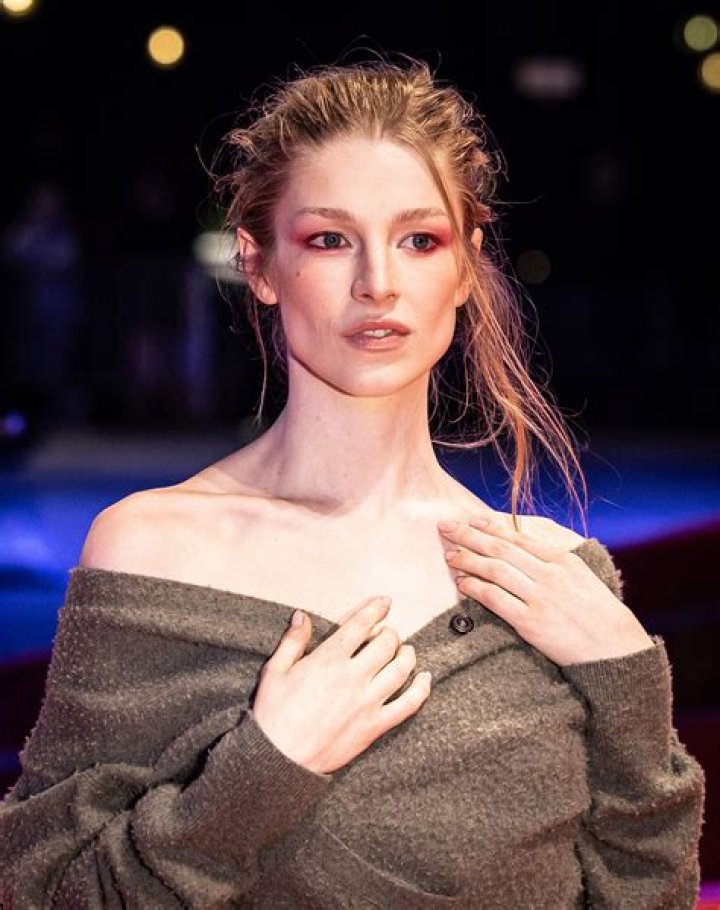 Poze Hunter Schafer Actor Poza 10 Din 34 Cinemagia Ro Hot Sex Picture