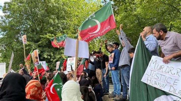 Protest at University of Hull over Imran Khan judge visit