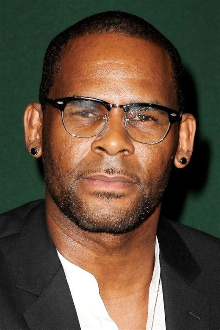 R. Kelly's Transgender Daughter Jaya Kelly Afraid Of Coming Out As