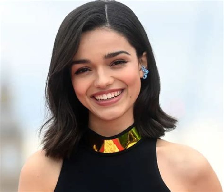 Rachel Zegler Height, Weight, Age, Boyfriend, Family, Facts, Biography