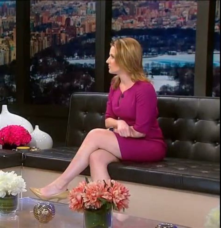 Raegan Medgie (WNYW FOX 5 NY) 3/27/23 YouTube