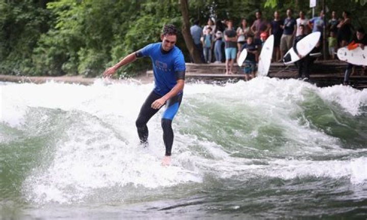 Rafa Cabrera Bello Swaps his Clubs for the Surfboard
