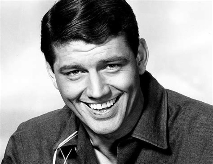 Ralph Taeger Biography Cause of Death, Bio, Height, Family, Wife, Net