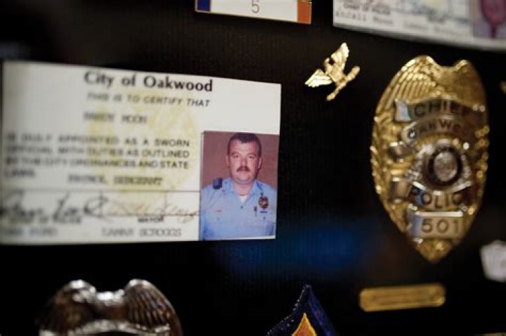 Randall Moon to retire after 25 years as Oakwood Police...