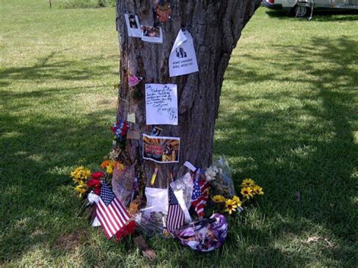 Randy Savage Grave