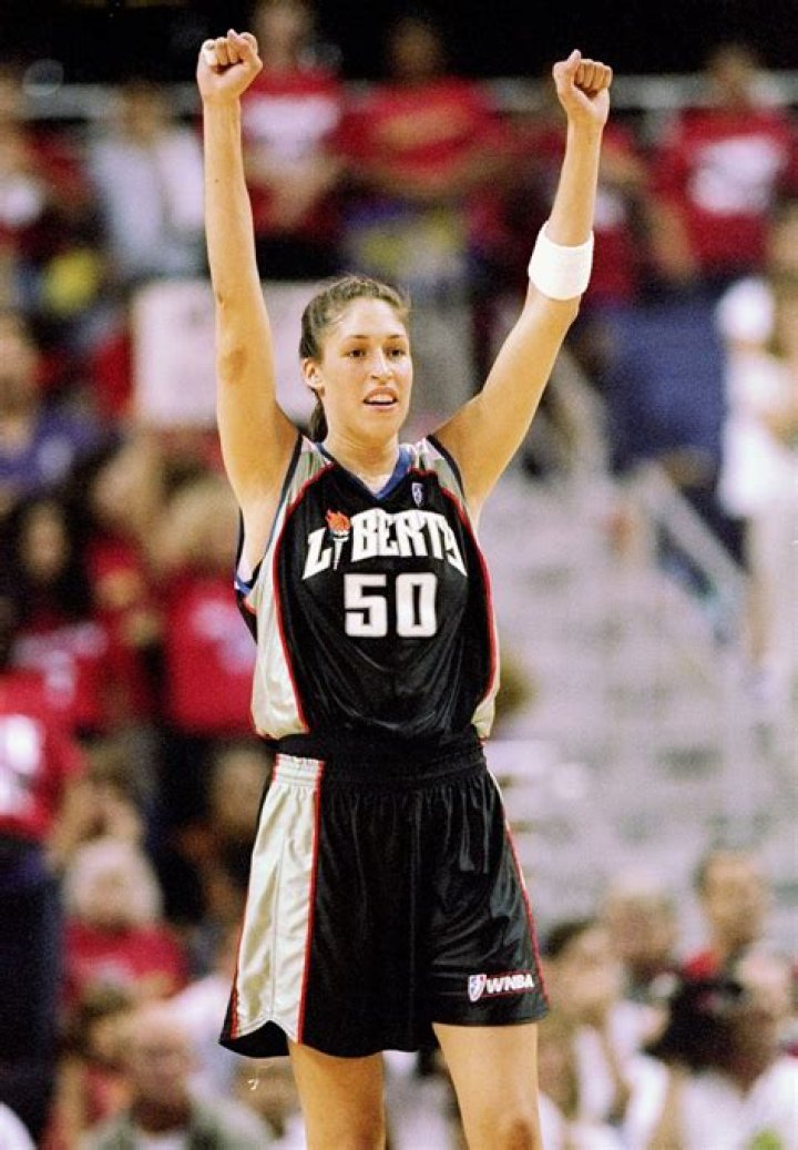 Rebecca Lobo's Net Worth the WNBA Luminaire's Earnings Sports Al Dente