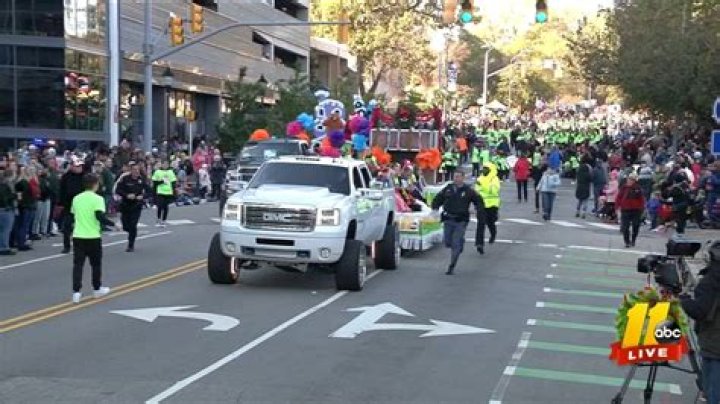 Reckless Driver Who Disrupted Parade Arrested Macon County Chronicle