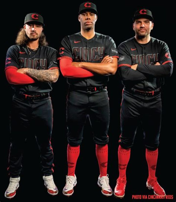 Reds' Elly De La Cruz sets mindboggling MLB record not seen in 120 years