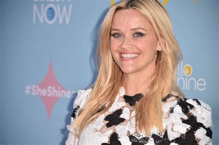 Reese Witherspoon Buys Malibu Home for 6.2 Million Observer