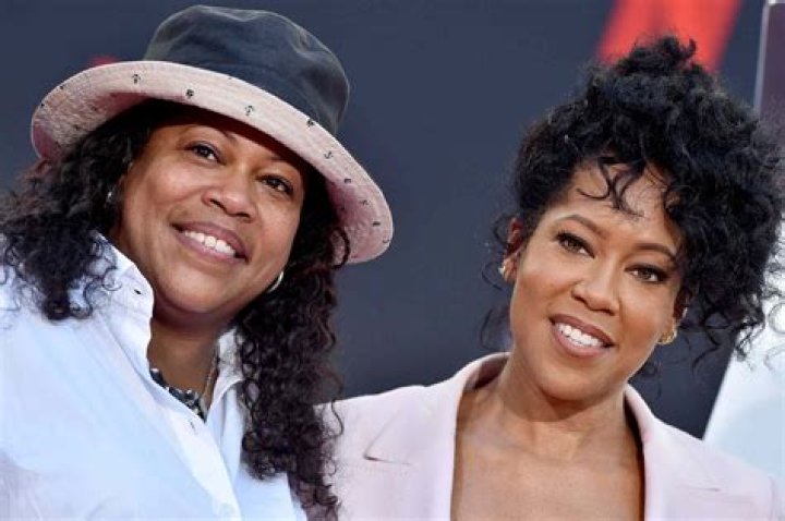 Regina King & her sister Favorite TV Personalities Pinterest King