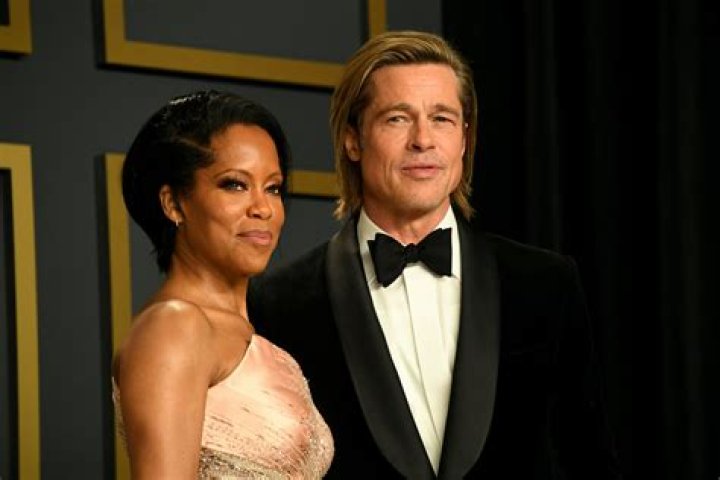Regina King Talks Dating Life&mdash;Would She Date a Plumber? Watch! E! News