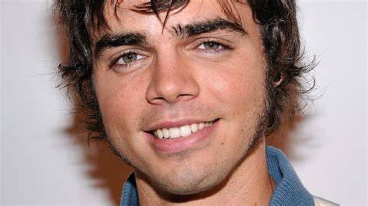 Reid Ewing Celebrities male, Reid ewing, Celebrities