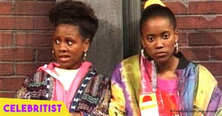 Remember Charmaine Brown from 'The Cosby Show'? She's now 53 & flaunted