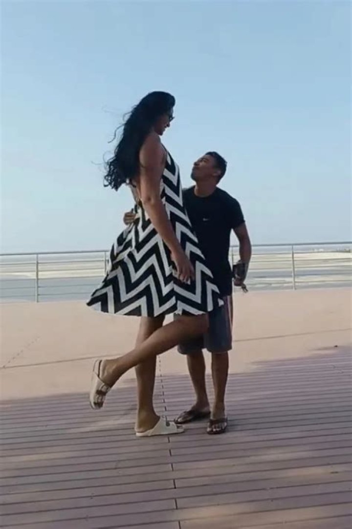 Remember Elisany Da Cruz Silva, The Tallest Girl In The World? She Is