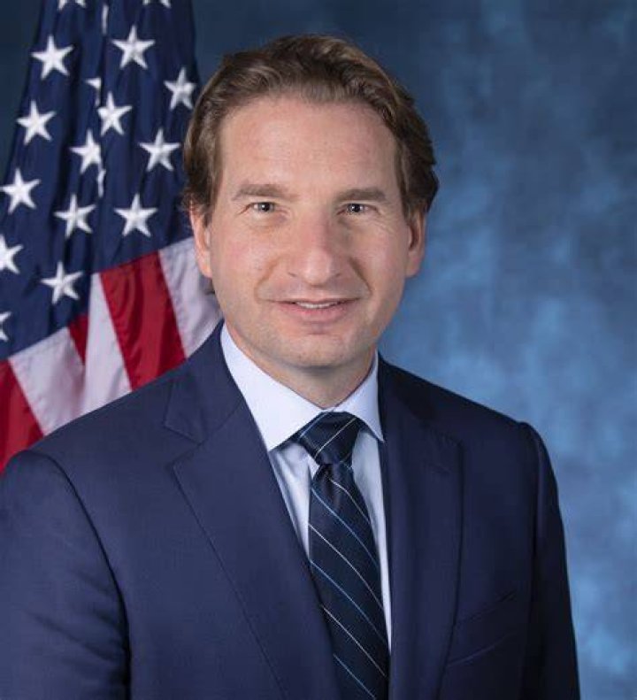 Rep. Dean Phillips Clean up our campaign finance system Minnesota