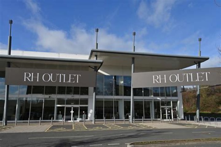 RH Outlet 41 Photos & 29 Reviews Furniture Stores 3787 S Gilbert
