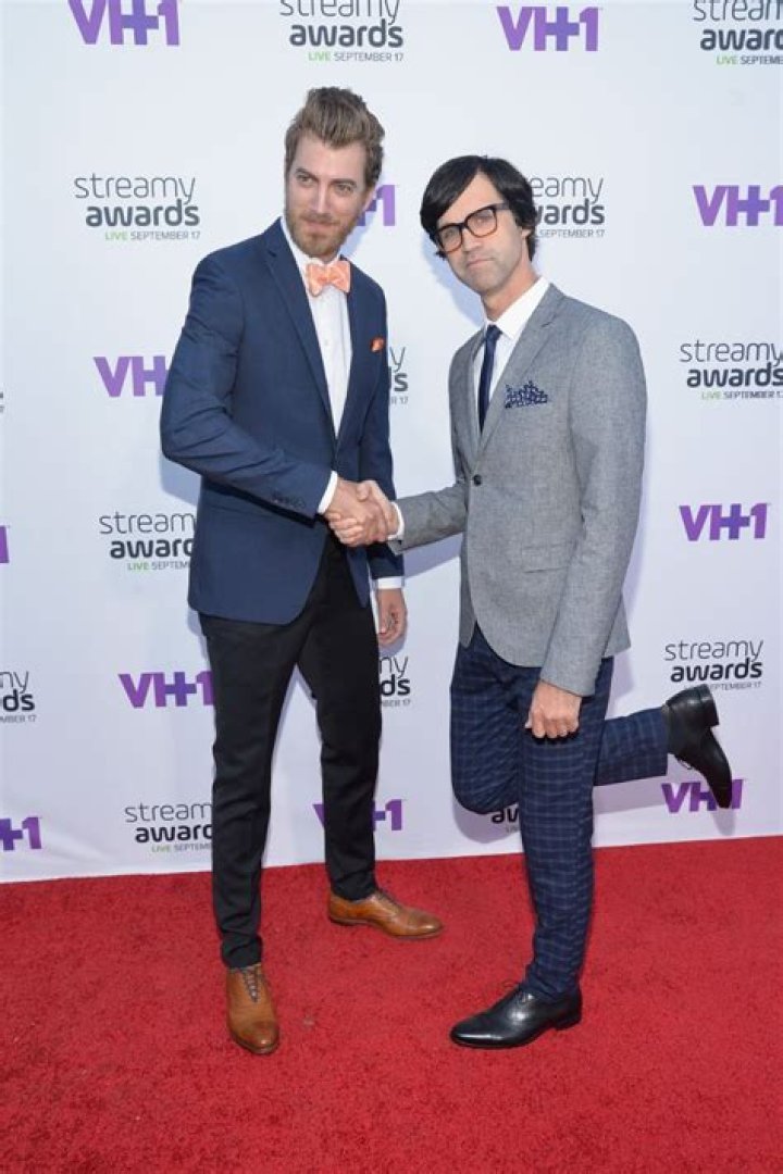 Rhett And Link Net Worth, Wives, Height, Kids, Family, Wiki