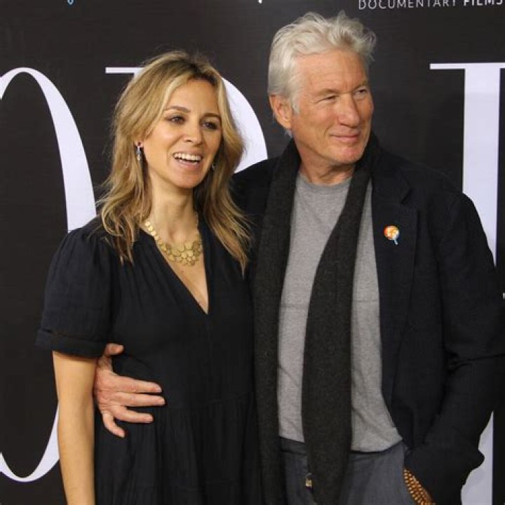 Richard Gere hospitalised for pneumonia report myTalk 107.1