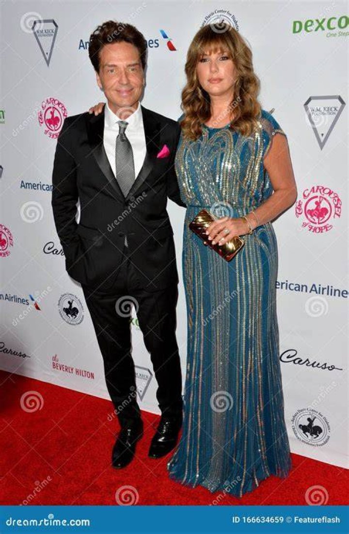 Richard Marx & Daisy Fuentes Are Married, Share Beautiful Wedding