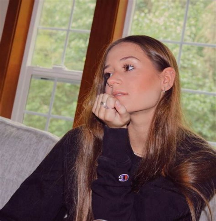 Riley Lewis Social Media Photos and Videos 08/10/2020 • CelebMafia