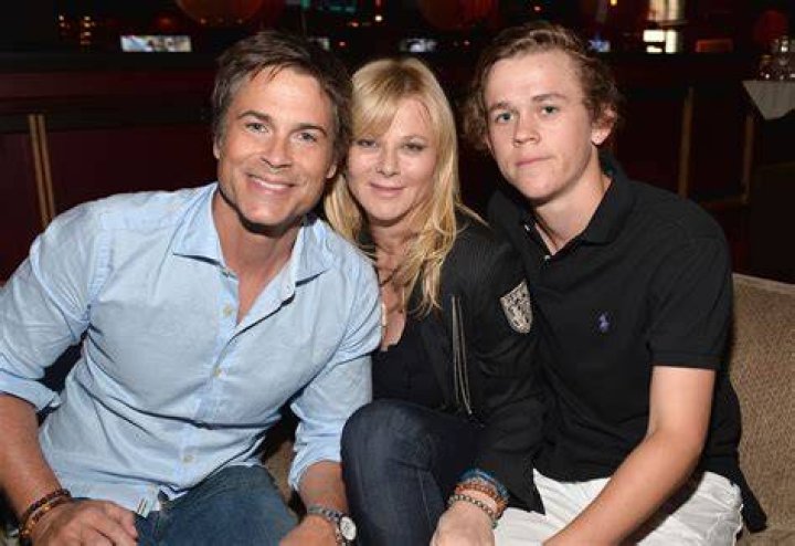 Rob Lowe family wife, children, brother, parents Familytron