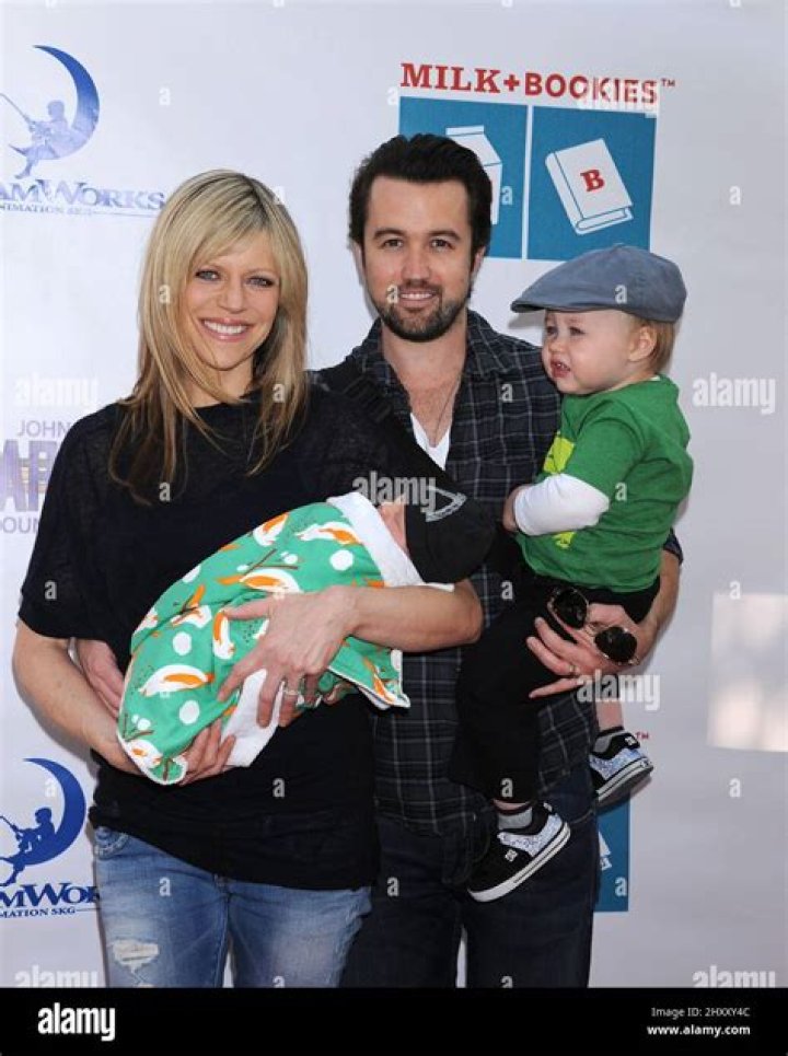 Rob Mcelhenney Kaitlin Olson Children