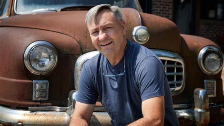 Robbie Wolfe's BioWiki Net Worth,Family,Wife,Married,Occupation