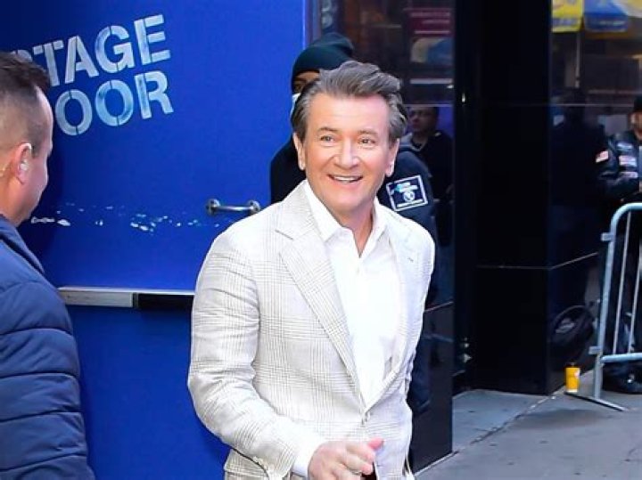 Robert Herjavec Archives Closer Weekly