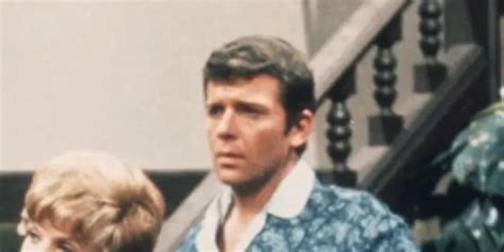Robert Reed Net Worth Short bio, age, height, weight Net Worth