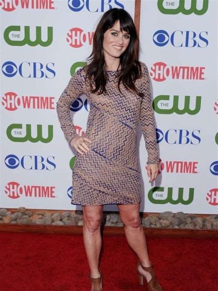 Robin Tunney Birthday, Real Name, Age, Weight, Height, Family, Facts